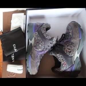 CHANEL CC Tweed Sneaker